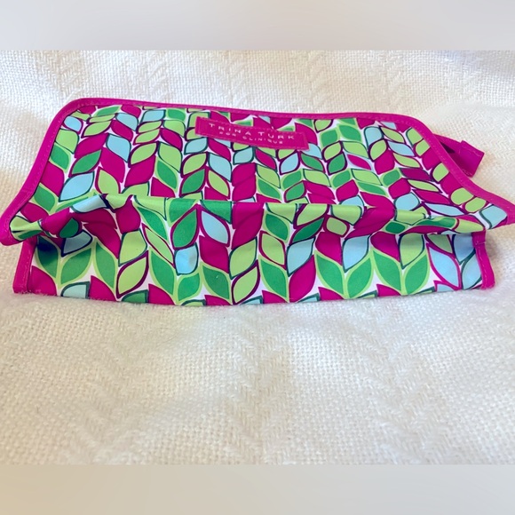 Trina Turk for Clinique Makeup Bag Set Pink, Green Blue Leaf Pattern - Picture 2 of 11
